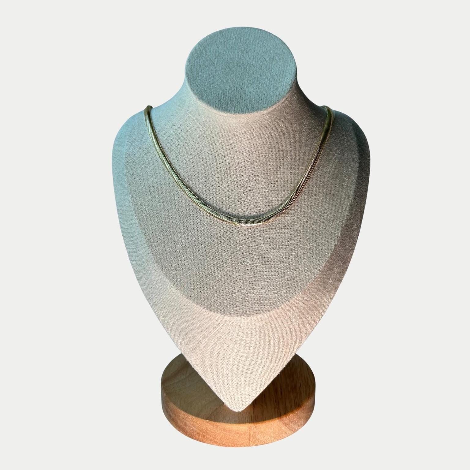 RIO DE ORO CHAIN
